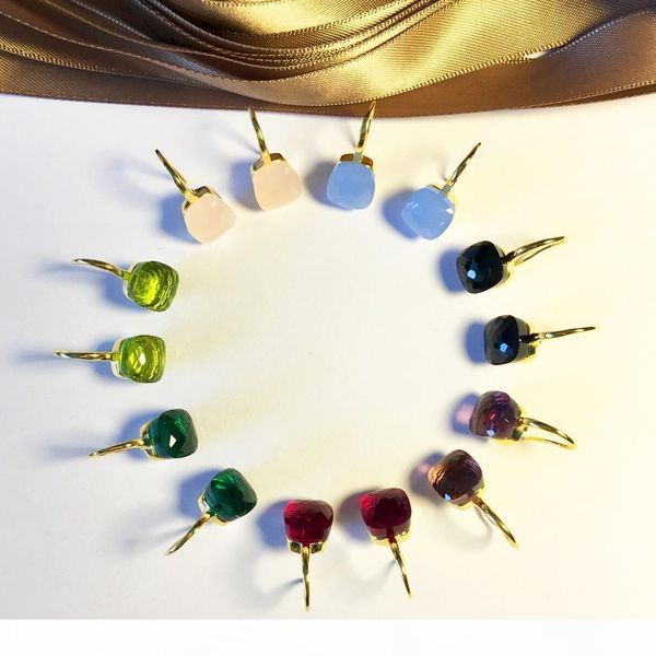 brass material paris design earring with nature jade and zircon decorate stamp logo charm stud earring 18k gold plated for women and mot, Golden
brass material paris design earring with nature jade and zircon decorate stamp logo charm stud earring 18k gold plated for women and mot, Golden