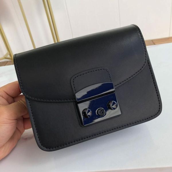 2020 сумки метрополис сумки на ремне сумки crossbody дамы роскошные сумки конструктора высокого качества для женщин
2020 сумки метрополис сумки на ремне сумки crossbody дамы роскошные сумки конструктора высокого качества для женщин