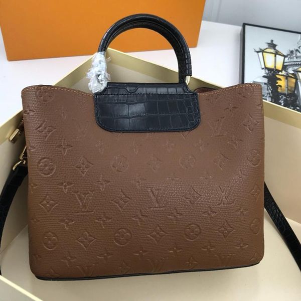 new new arrival women bag fashion style with origin box leather lady shoulder bag totes large capacity women designer luxury crossbody bags
new new arrival women bag fashion style with origin box leather lady shoulder bag totes large capacity women designer luxury crossbody bags