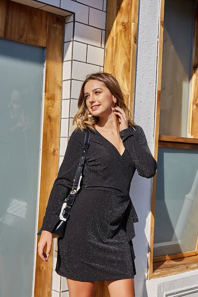 new 2020 autumn and wineer shinny shinny empire v-eck body con ladeis dress black colour s-xl and fashion design ing, Black;gray
new 2020 autumn and wineer shinny shinny empire v-eck body con ladeis dress black colour s-xl and fashion design ing, Black;gray