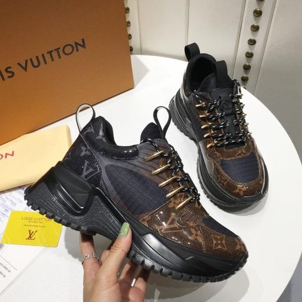 025 new designer luxury women's casual fashion shoes, women's outdoor casual shoes, high-quality materials, with original box, Black
025 new designer luxury women's casual fashion shoes, women's outdoor casual shoes, high-quality materials, with original box, Black