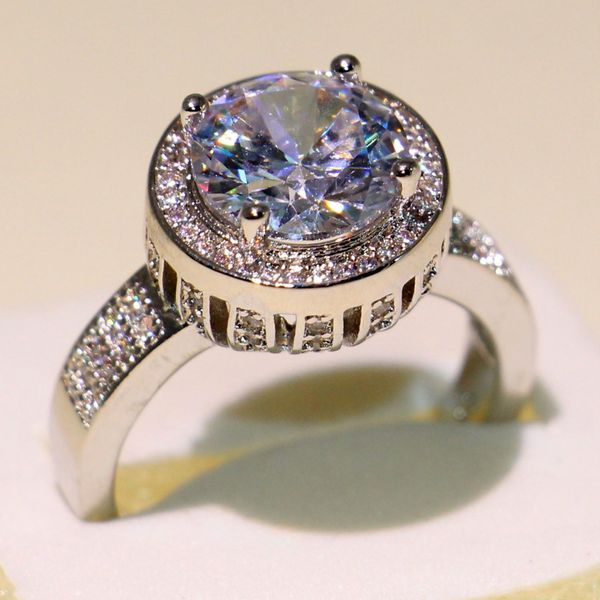 Crown Wedding band Ring Luxury Jewelry 925 Sterling Silver Unique Round Cut White Topaz CZ Diamond Party Engagement Ring for Women Gift
Crown Wedding band Ring Luxury Jewelry 925 Sterling Silver Unique Round Cut White Topaz CZ Diamond Party Engagement Ring for Women Gift