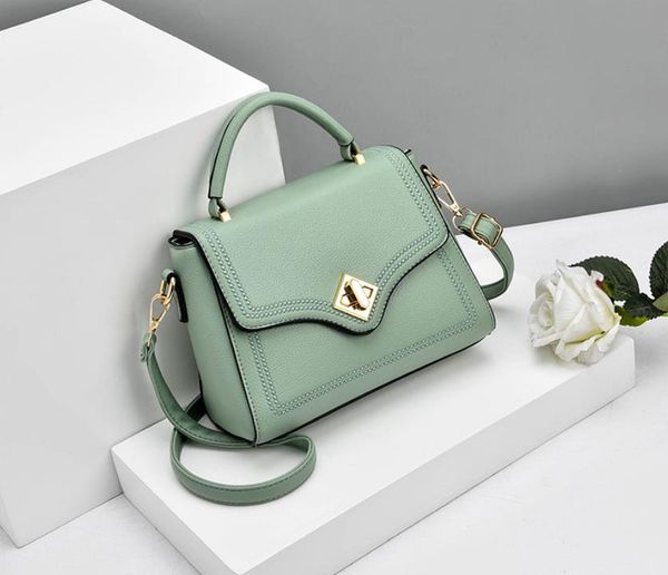 women's bag 2020 new fashion cross body women's simple fashionable handbags solid color shoulder bag
women's bag 2020 new fashion cross body women's simple fashionable handbags solid color shoulder bag