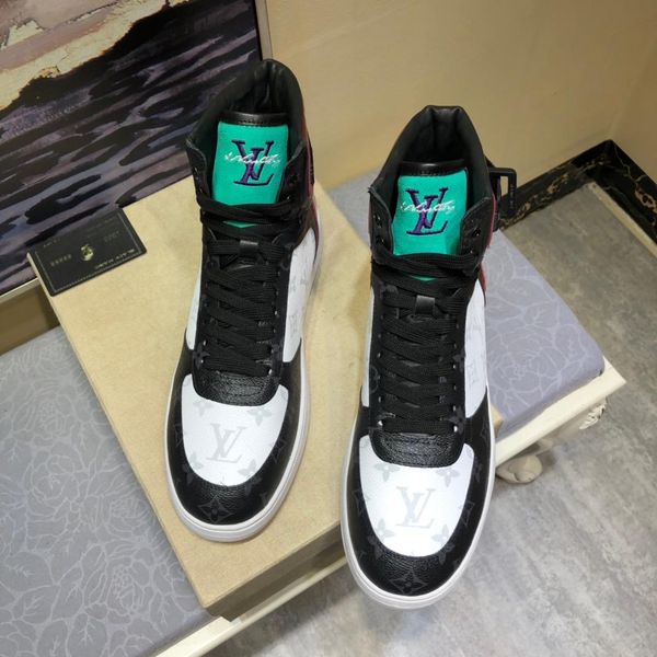 limited custom leather men's casual shoes, wild sports high-shoes, with the original packaging shoe box delivery, yardage: 38-44, Black
limited custom leather men's casual shoes, wild sports high-shoes, with the original packaging shoe box delivery, yardage: 38-44, Black