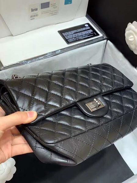 2020 new fashion european and american lingge chain women bag women purse single shoulder messenger bag
2020 new fashion european and american lingge chain women bag women purse single shoulder messenger bag