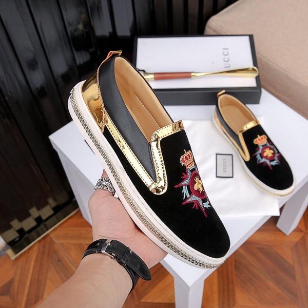 2020-2019k summer luxury designer new lace casual men's shoes running casual shoes fashion wild comfortable sports shoes s
2020-2019k summer luxury designer new lace casual men's shoes running casual shoes fashion wild comfortable sports shoes s