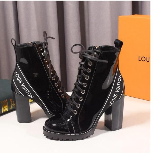 125 new women's casual shoes, luxury designer women's shoes, outdoor travel party shoes, original box packaging, Black
125 new women's casual shoes, luxury designer women's shoes, outdoor travel party shoes, original box packaging, Black