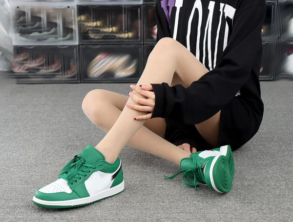 1 low pine green 553558 301 сосна зеленый черный белый гольф обувь теннис дизайнерские туфли мужские тренеры schoenen бесплатную доставку об, White;red
1 low pine green 553558 301 сосна зеленый черный белый гольф обувь теннис дизайнерские туфли мужские тренеры schoenen бесплатную доставку об, White;red