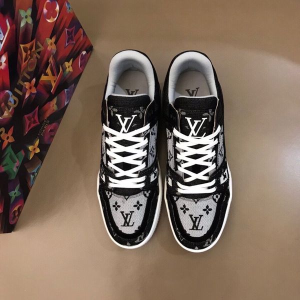 new061 luxury high-quality casual men's shoes fashion all-match sports shoes outdoor comfortable men's shoes original box packagin, Black
new061 luxury high-quality casual men's shoes fashion all-match sports shoes outdoor comfortable men's shoes original box packagin, Black