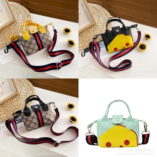 2 pcs set bags for primary student cute unicorn printing crossbody bags with pencil case children fashion animal bagpack pen box kids sch#10, Black 
2 pcs set bags for primary student cute unicorn printing crossbody bags with pencil case children fashion animal bagpack pen box kids sch#10, Black