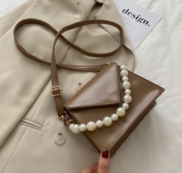 designer female bag 2020 new trendy fashion all-match bead string messenger small fresh one-shoulder handbag
designer female bag 2020 new trendy fashion all-match bead string messenger small fresh one-shoulder handbag