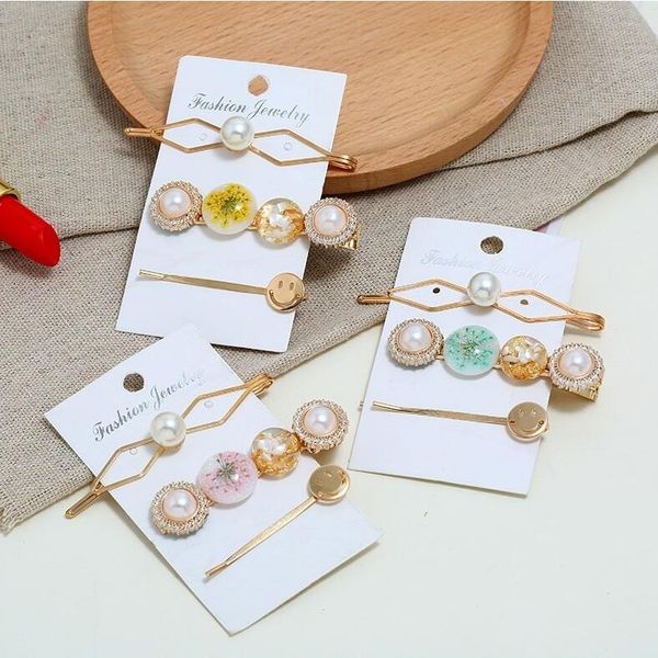 3pcs/set korea barrettes for women 2020 fashion simulated pearl flower hair clips headwear hairpins female hair accessories, Golden;silver
3pcs/set korea barrettes for women 2020 fashion simulated pearl flower hair clips headwear hairpins female hair accessories, Golden;silver