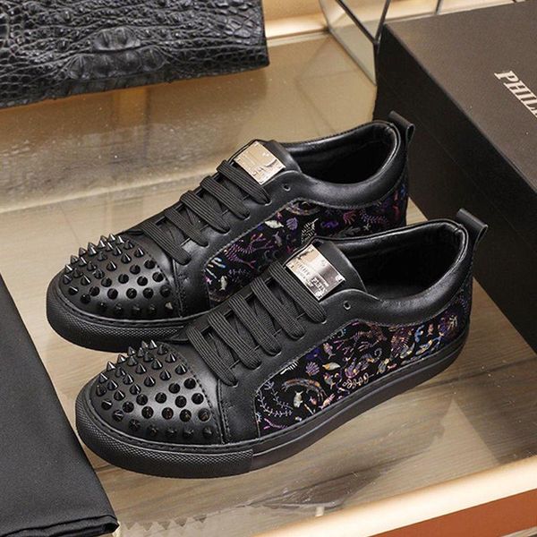 luxury studs men 's shoes sneakers vintage comfortable plus size casual lightweight lace -up shoes sale with origin box chaussures pou
luxury studs men 's shoes sneakers vintage comfortable plus size casual lightweight lace -up shoes sale with origin box chaussures pou