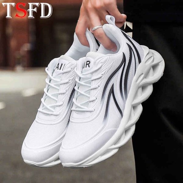 lace up sneakers men blade walking shoe lightweight running shoes plus size men's summer sports shoes low male footwear c10
lace up sneakers men blade walking shoe lightweight running shoes plus size men's summer sports shoes low male footwear c10