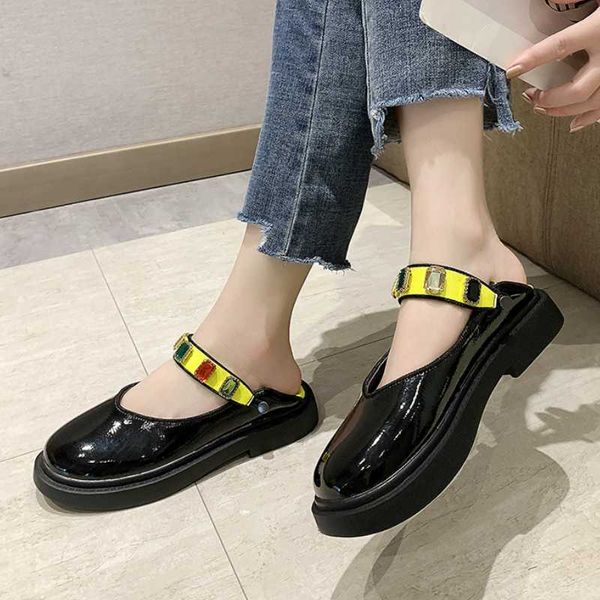 autumn flats women platform shoes rhinestone loafers patent leather women slip on footwear female round toe oxford shoes -675, Black
autumn flats women platform shoes rhinestone loafers patent leather women slip on footwear female round toe oxford shoes -675, Black