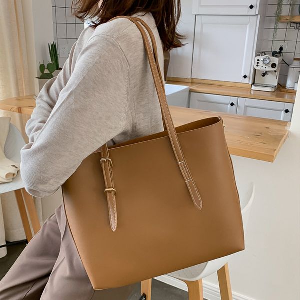 кожа pu сумочка роскошные женские дизайн женские сумки сплошной цвет tote с малого кошелек карманный большой емкости плеча мешки zd1617 t200
кожа pu сумочка роскошные женские дизайн женские сумки сплошной цвет tote с малого кошелек карманный большой емкости плеча мешки zd1617 t200
