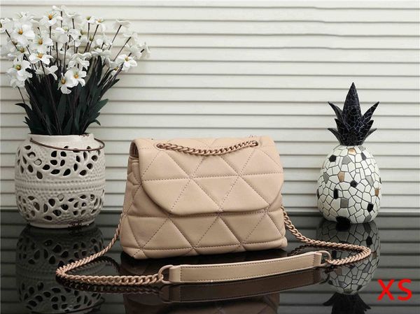 Designer Special Material Female Bags Woman Bag Handbags Totes Sac Hot Sales Purse High Quality Urban Beauty Classic Elegant New
Designer Special Material Female Bags Woman Bag Handbags Totes Sac Hot Sales Purse High Quality Urban Beauty Classic Elegant New