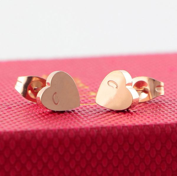 luxury rose gold heart studs with brand logo design for women stainless steel elegant love earrings lovely girl earrings fashion jewelry, Golden;silver
luxury rose gold heart studs with brand logo design for women stainless steel elegant love earrings lovely girl earrings fashion jewelry, Golden;silver