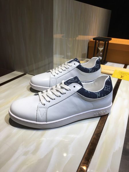 2020x limited edition letter leather print men's daily lace up casual shoes, high-end fashionable wild outdoor sneakers, size: 38-45, Black
2020x limited edition letter leather print men's daily lace up casual shoes, high-end fashionable wild outdoor sneakers, size: 38-45, Black