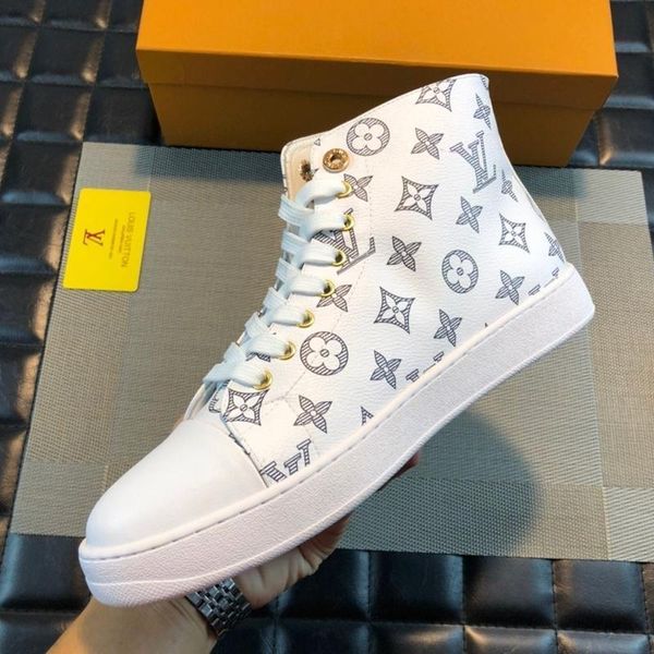 2020t new luxury men's casual fashion sneakers for sale, outdoor travel, sports laces, original box, fast delivery, Black
2020t new luxury men's casual fashion sneakers for sale, outdoor travel, sports laces, original box, fast delivery, Black
