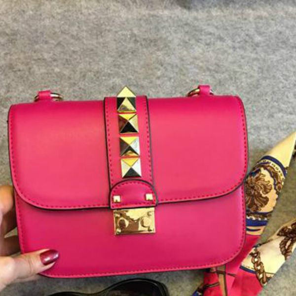 quality handbags valentine italian genuine leather bag rivet chain crossbody bags women shoulder bags
quality handbags valentine italian genuine leather bag rivet chain crossbody bags women shoulder bags
