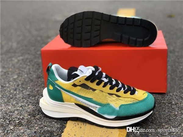 2020 authentic sacai pegasus vaporfly sp men running shoes string black villain red neptune green man sneakers with original box
2020 authentic sacai pegasus vaporfly sp men running shoes string black villain red neptune green man sneakers with original box
