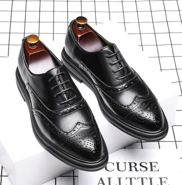 2020 spring autumn new designer fashion men shoes brogue carved leather business casual shoes trend man leather, Black
2020 spring autumn new designer fashion men shoes brogue carved leather business casual shoes trend man leather, Black