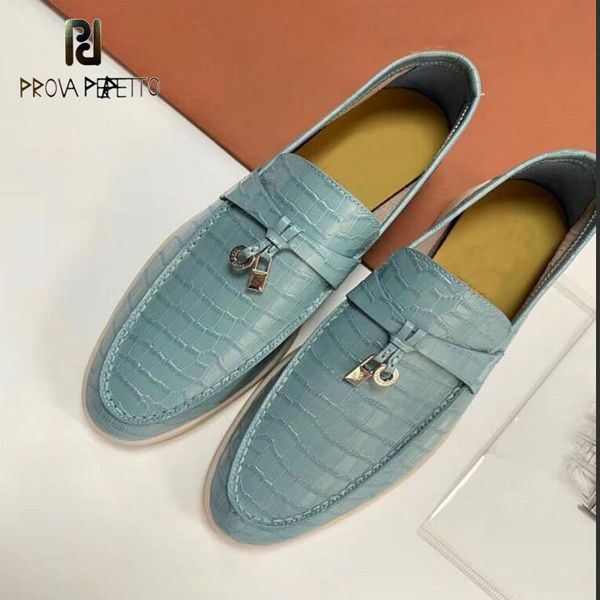 2020 crocodile pacttern casual loafers women genuine leather flats shoes, Black 
2020 crocodile pacttern casual loafers women genuine leather flats shoes, Black