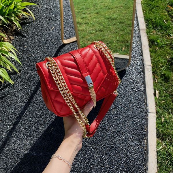 french style fashion soft leather embroidery tassel women bag 2020 temperament wild shoulder messenger chains trend small bag
french style fashion soft leather embroidery tassel women bag 2020 temperament wild shoulder messenger chains trend small bag