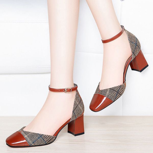 fashion high heels women square heel wedding shoes summer pumps ladies shoes designer female, Black
fashion high heels women square heel wedding shoes summer pumps ladies shoes designer female, Black