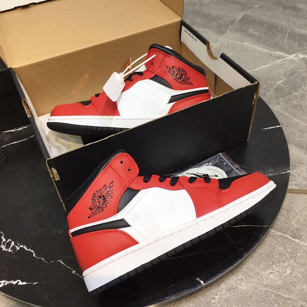 designer womens casual shoes luxury white red color matching jagged bottom middle gang round head sneakers with box size 35-46, Black
designer womens casual shoes luxury white red color matching jagged bottom middle gang round head sneakers with box size 35-46, Black