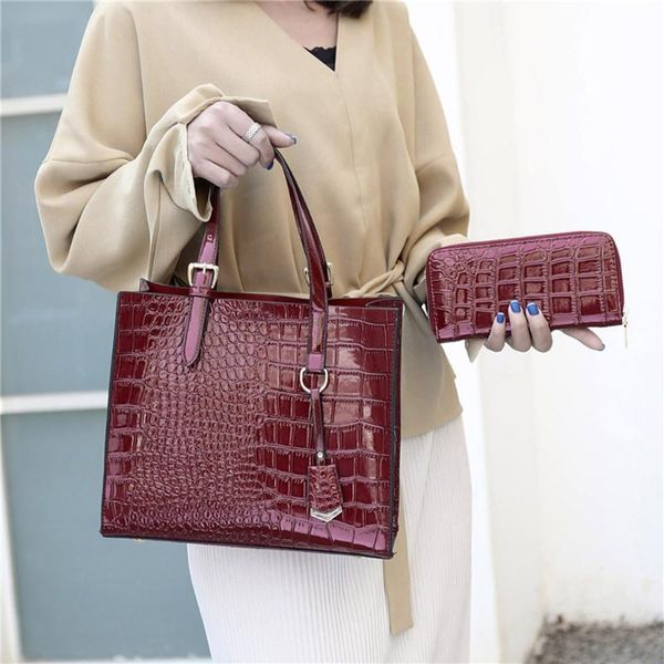 2020 women alligator bag large tote bag female handbags designer leather ladies big crossbody messenger #d
2020 women alligator bag large tote bag female handbags designer leather ladies big crossbody messenger #d