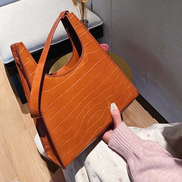 2020 women vintage stone pattern handle party flap bags ladies hasp lock handbags wide belts shoulder strap bag luxury purse
2020 women vintage stone pattern handle party flap bags ladies hasp lock handbags wide belts shoulder strap bag luxury purse