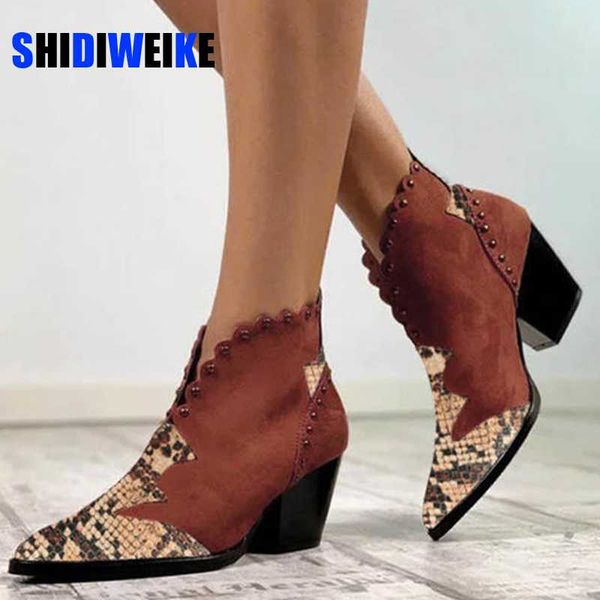 2020 female autumn winter lace pu leather cowboy ankle boots rivet women wedge high heel booties snake print botas mujer ab808, Black
2020 female autumn winter lace pu leather cowboy ankle boots rivet women wedge high heel booties snake print botas mujer ab808, Black