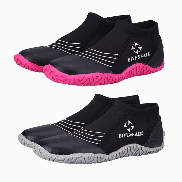 3mm men's and women's beach surfing non-slip diving shoes anti-coral diving boots flippers water shoes water shoesequipment
3mm men's and women's beach surfing non-slip diving shoes anti-coral diving boots flippers water shoes water shoesequipment