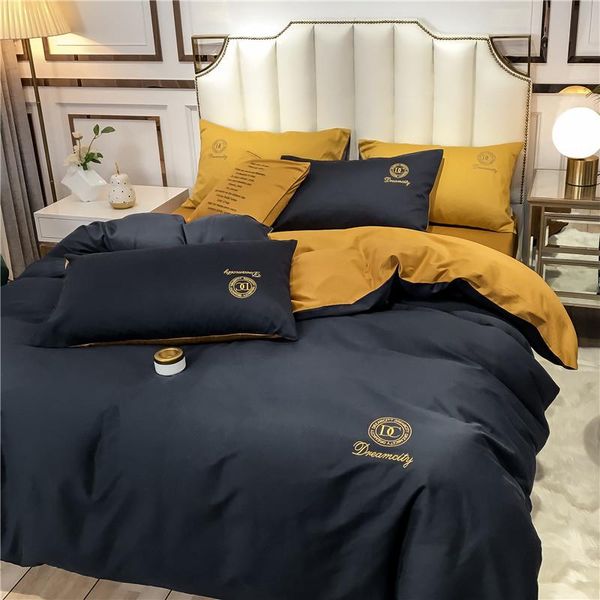 two color business style bedding suit quilt cover 4 pics fleece fabric duvet cover bedding sets bedding supplies home textiles
two color business style bedding suit quilt cover 4 pics fleece fabric duvet cover bedding sets bedding supplies home textiles