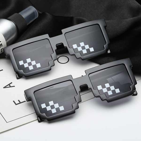 fashion 8 bit sunglasses pixelated men women brand party eyeglasses mosaic uv400 vintage eyewear gift funny toy glasses, White;black
fashion 8 bit sunglasses pixelated men women brand party eyeglasses mosaic uv400 vintage eyewear gift funny toy glasses, White;black