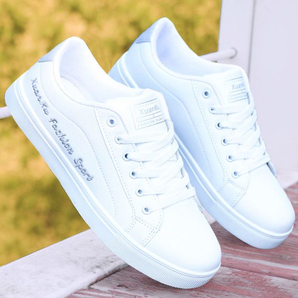 2020 men white casual shoes running sneaker men leather sneakers male comfort sport tenis mocassin fashion breathable shoes
2020 men white casual shoes running sneaker men leather sneakers male comfort sport tenis mocassin fashion breathable shoes