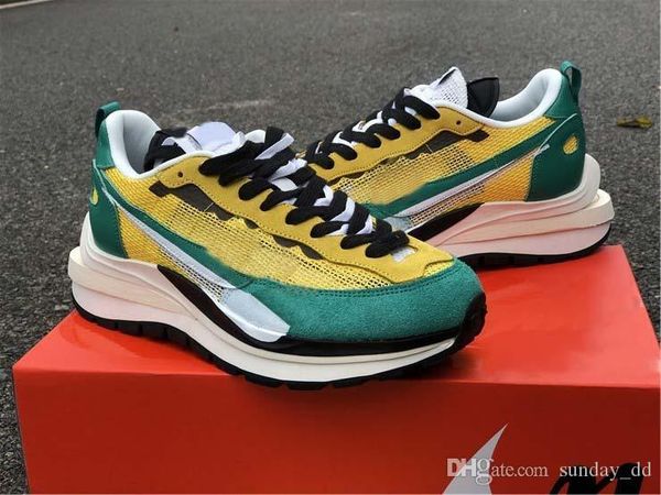 authentic sacai pegasus vaporfly sp men running shoes string black villain red neptune green man sneakers with original box
authentic sacai pegasus vaporfly sp men running shoes string black villain red neptune green man sneakers with original box