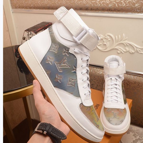 2020ec designer new luxury men's casual sports shoes, outdoor casual shoes, fast delivery and original box, Black
2020ec designer new luxury men's casual sports shoes, outdoor casual shoes, fast delivery and original box, Black