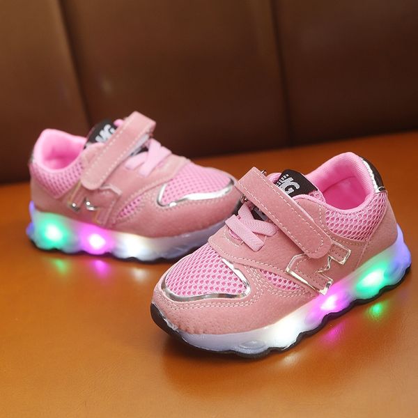 luminous sneakers children's winter male and female children's running net shoes baby flash led lighting letter sports shoes, Black
luminous sneakers children's winter male and female children's running net shoes baby flash led lighting letter sports shoes, Black