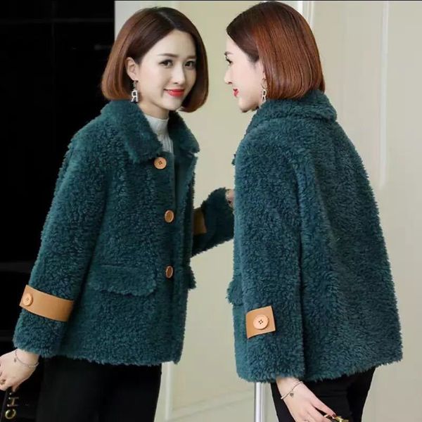2020 women warm winter natural wool fur jacket fluff fashion single breasted shearing short thick warm real lamb fur coat a205, Black
2020 women warm winter natural wool fur jacket fluff fashion single breasted shearing short thick warm real lamb fur coat a205, Black