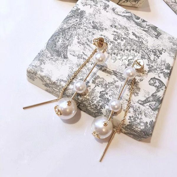 c1753 size pearl earrings fashion new bee letter eardrop temperament long face thin star earrings 100 matching ornaments, Golden;silver
c1753 size pearl earrings fashion new bee letter eardrop temperament long face thin star earrings 100 matching ornaments, Golden;silver