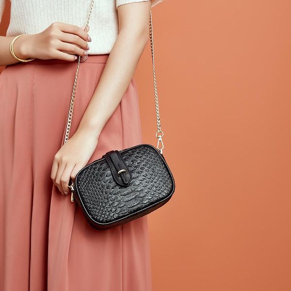 leather camera bag ladies new embossed fashion chain diagonal small bag student leisure large capacity black shoulder bag gift 1382
leather camera bag ladies new embossed fashion chain diagonal small bag student leisure large capacity black shoulder bag gift 1382