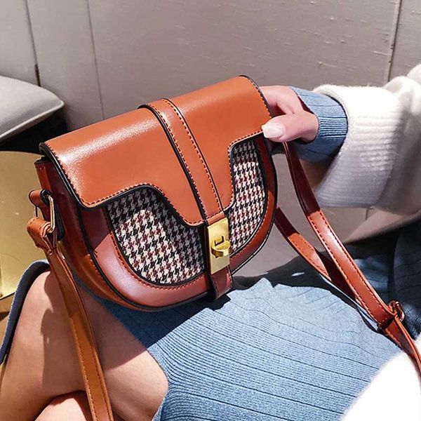 женщины vintage щитового овального седло crossbody сумка мягкая кожа pu плечо сумка для дамы versatile крышки сумки кошельки очистить
женщины vintage щитового овального седло crossbody сумка мягкая кожа pu плечо сумка для дамы versatile крышки сумки кошельки очистить