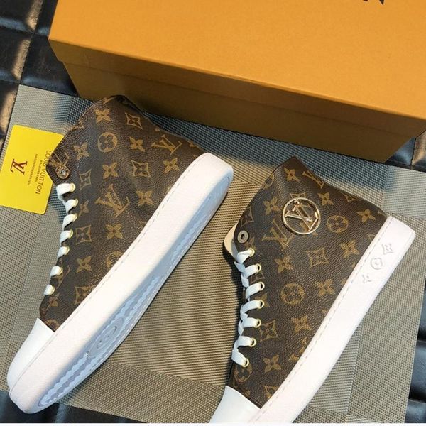 2020wg new luxury men's casual fashion sneakers for sale, outdoor travel, sports laces, original box, fast delivery, Black
2020wg new luxury men's casual fashion sneakers for sale, outdoor travel, sports laces, original box, fast delivery, Black