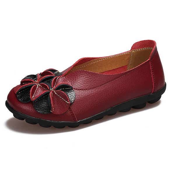 ladies genuine leather flower casual shoes comfortable peas women's flat shoes, Black
ladies genuine leather flower casual shoes comfortable peas women's flat shoes, Black
