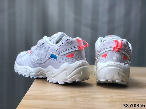 2020 spring and summer popular new casual shoes retro shoes men and women mesh breathable light running shoes
2020 spring and summer popular new casual shoes retro shoes men and women mesh breathable light running shoes
