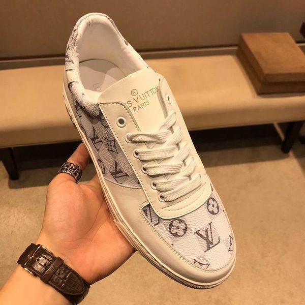 2021-2020v luxury design mens fashion printed leather rubber sole sneakers wild breathable me 's casual shoes me 's banquet shoe, Black
2021-2020v luxury design mens fashion printed leather rubber sole sneakers wild breathable me 's casual shoes me 's banquet shoe, Black