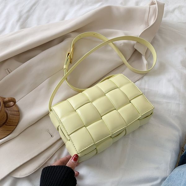 small weave flap bags for women 2020 new good quality fashion pu leather shoulder crossbody bag female summer handbags
small weave flap bags for women 2020 new good quality fashion pu leather shoulder crossbody bag female summer handbags
